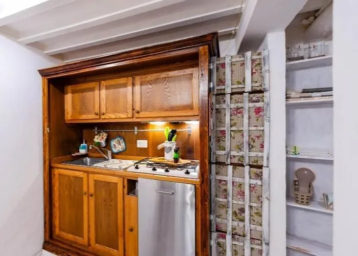 In Love Кортона